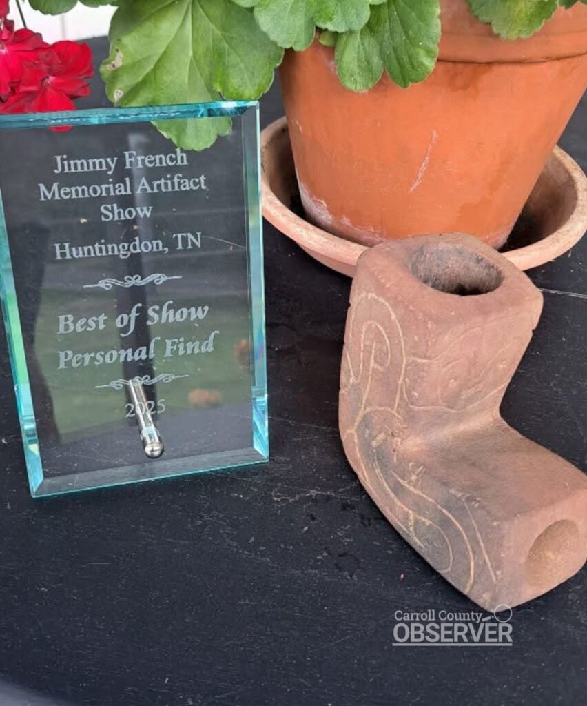 Best Personal Find award plaque with Cuba Rogers’ winning pipe artifact from the Jimmy French Memorial Artifact Show. Photo submitted.