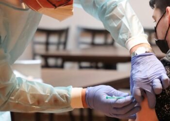 vaccination, medicine, vaccine, splash, coronavirus, flu vaccination, corona, covid-19, pandemic, health, doctor, protection, prick, vaccination, vaccination, vaccine, vaccine, vaccine, vaccine, vaccine