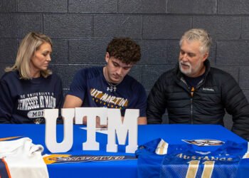 Braylin Dearmon Signs with UT Martin Football