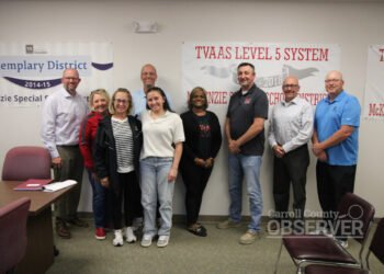 McKenzie School Board Approves Projects, Celebrates Student Member