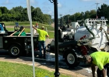Clarksburg Installing New Street Signs